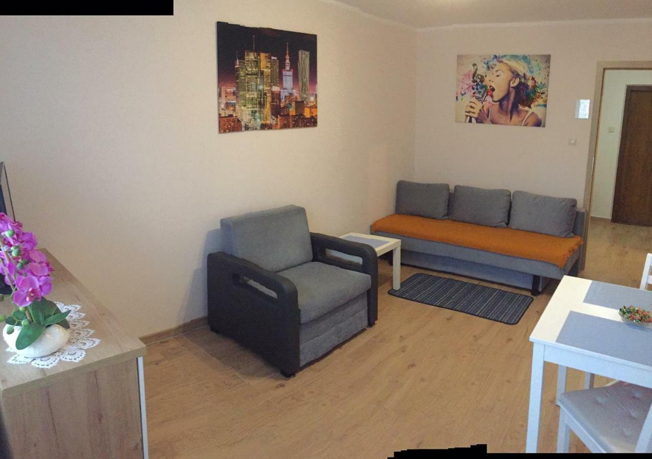 Apartament metro POLE MOKOTOWSKIE II Varsóvia Exterior foto