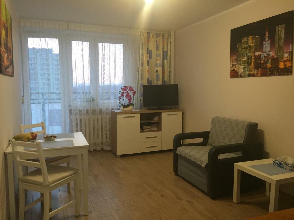 Apartament metro POLE MOKOTOWSKIE II Varsóvia Exterior foto
